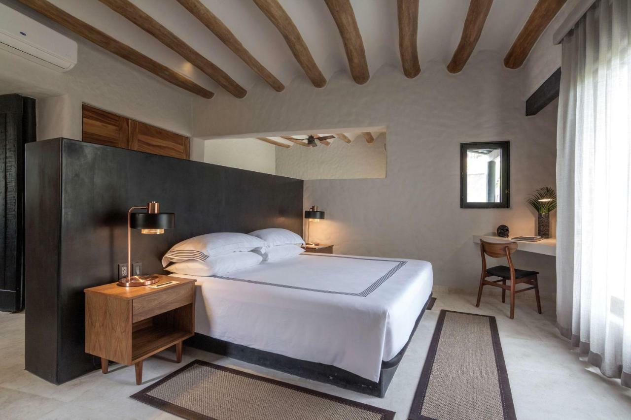 Thompson Zihuatanejo, A Beach Resort, By Hyatt Экстерьер фото